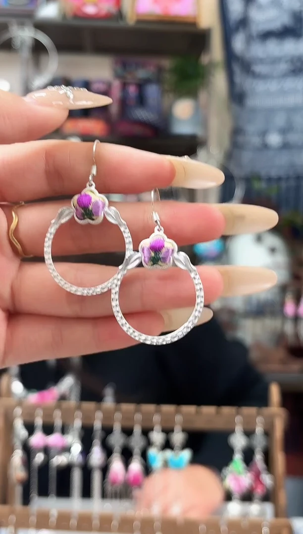 织绣民族风非遗老绣苗银饰品653*