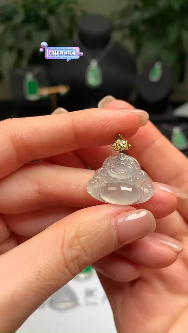 颈饰18K金镶嵌翡翠佛公