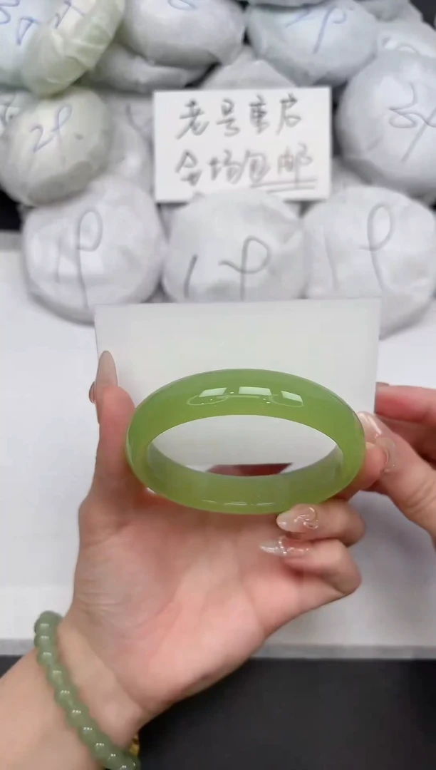 东凌女款手镯207-60.4