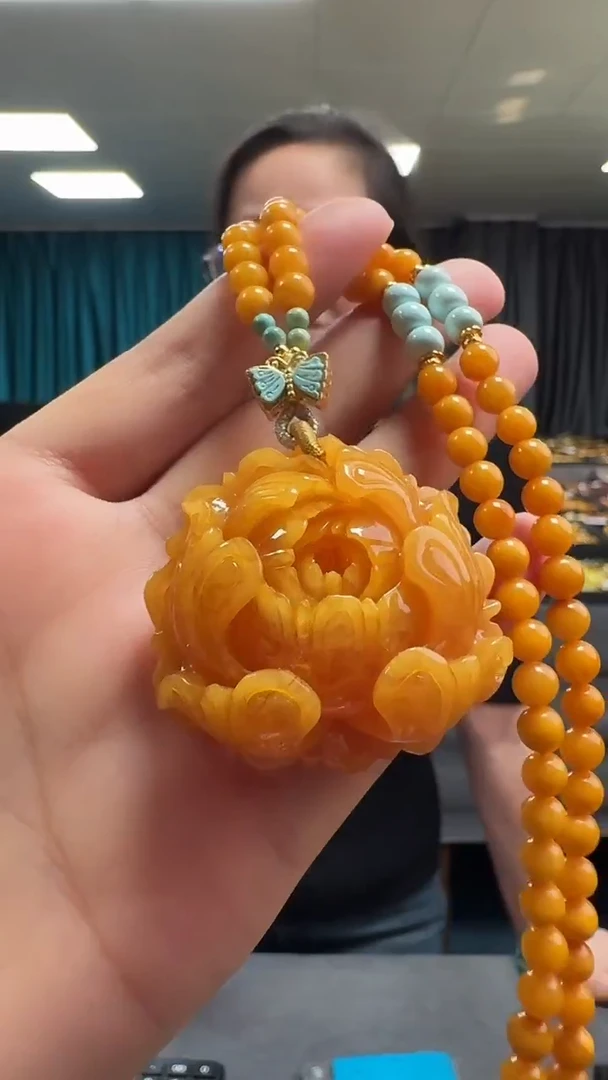 琥珀吊坠(赠链)未镶嵌天然保真蜜蜡牡丹花套装