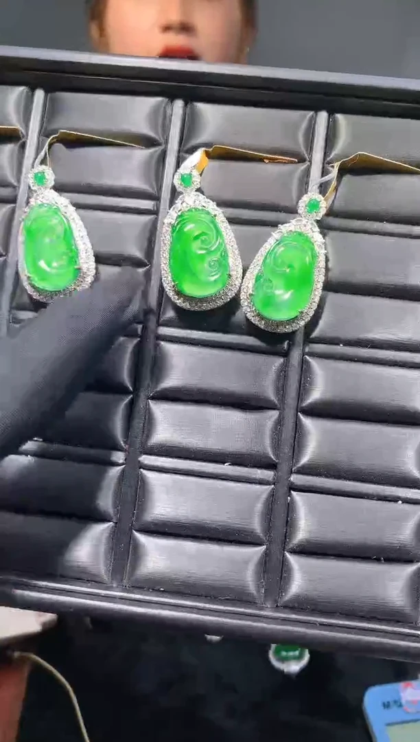 【闪购商品】定制翡翠未镶嵌30定制翡翠-多样性发货（发其一）