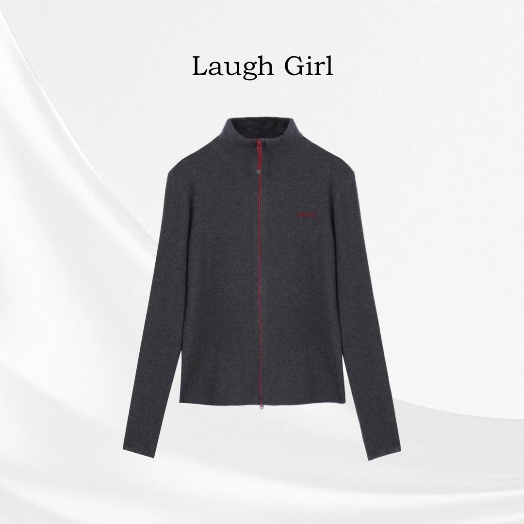 楚楚君 Laugh girl【设计美学】半高领双拉链刺绣毛衣外套XL551093J