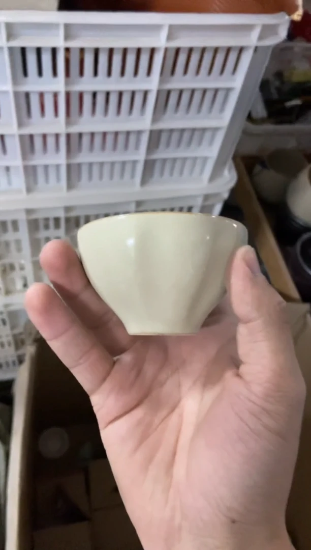 杯无运费险有瑕疵的摄影的产品有使用过的痕迹有点脏介意勿拍