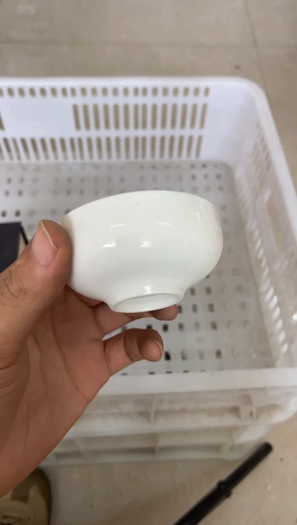 无运费险有瑕疵的摄影的产品有使用过的痕迹有点脏介意勿拍