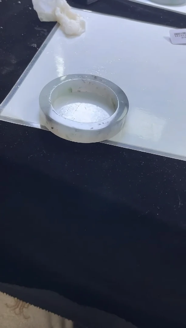 未镶嵌手镯定制翡翠E*手镯