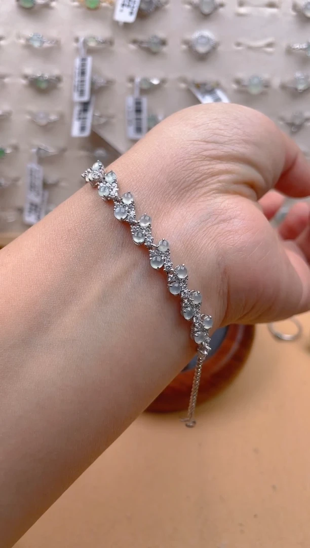 【闪购商品】翡翠手链银S925镶嵌11111