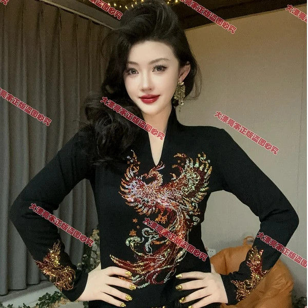 【秋冬新款】烈焰凤舞彩钻磨毛加厚洋气重工烫钻长袖打底衫女8274