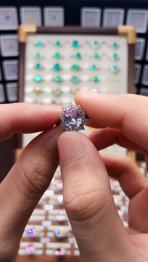 银S925镶嵌戒指绿柱石（摩根石）1588