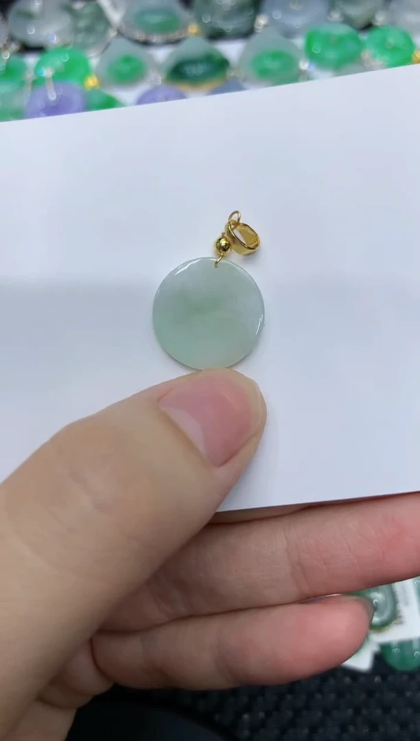 【闪购商品】翡翠颈饰合金111111111
