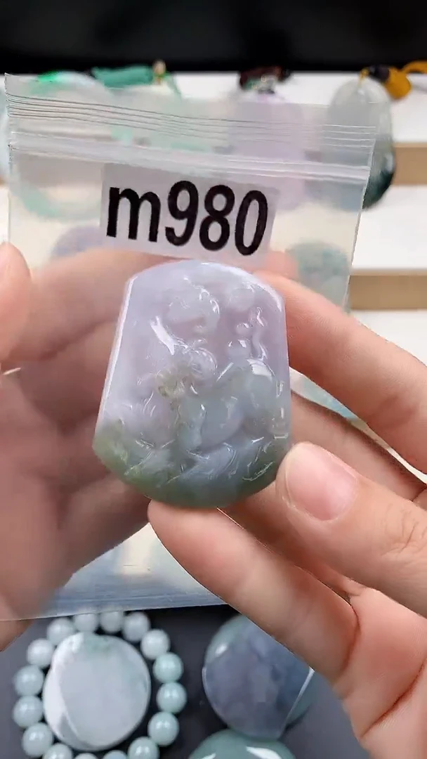 颈饰未镶嵌翡翠天然翡翠吊坠挂件