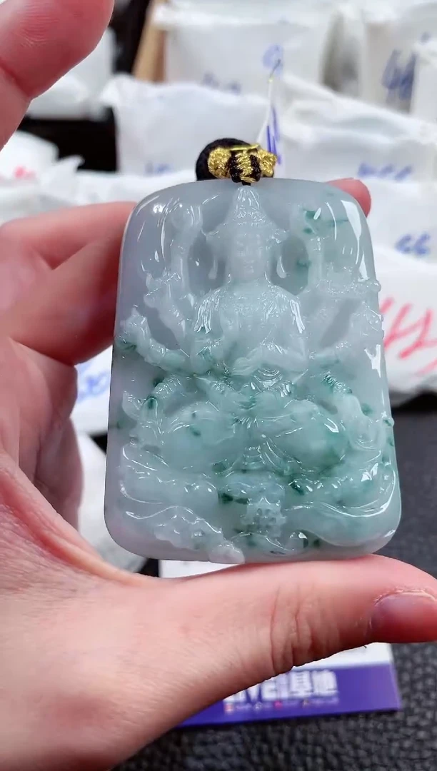 【闪购商品】翡翠颈饰未镶嵌00006523千手