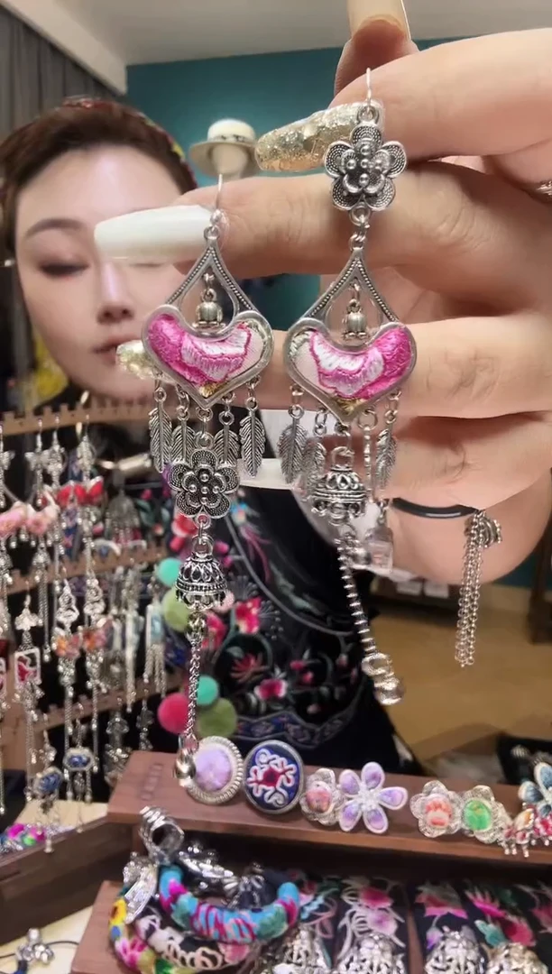 刺绣纯手工民族风刺绣耳环