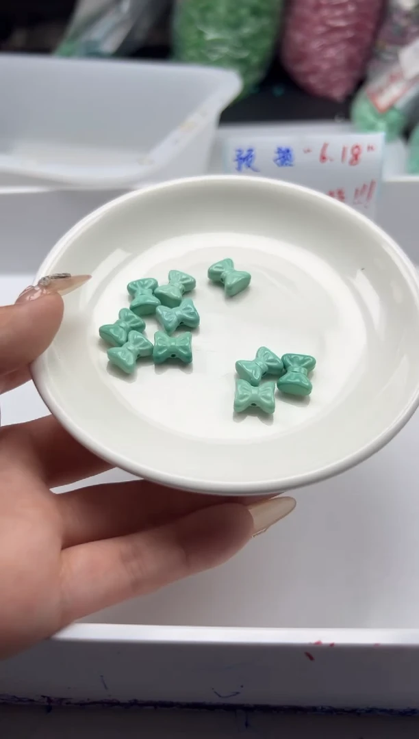 玛瑙/玉髓颈饰未镶嵌X1180高瓷绿松蝴蝶结*1个