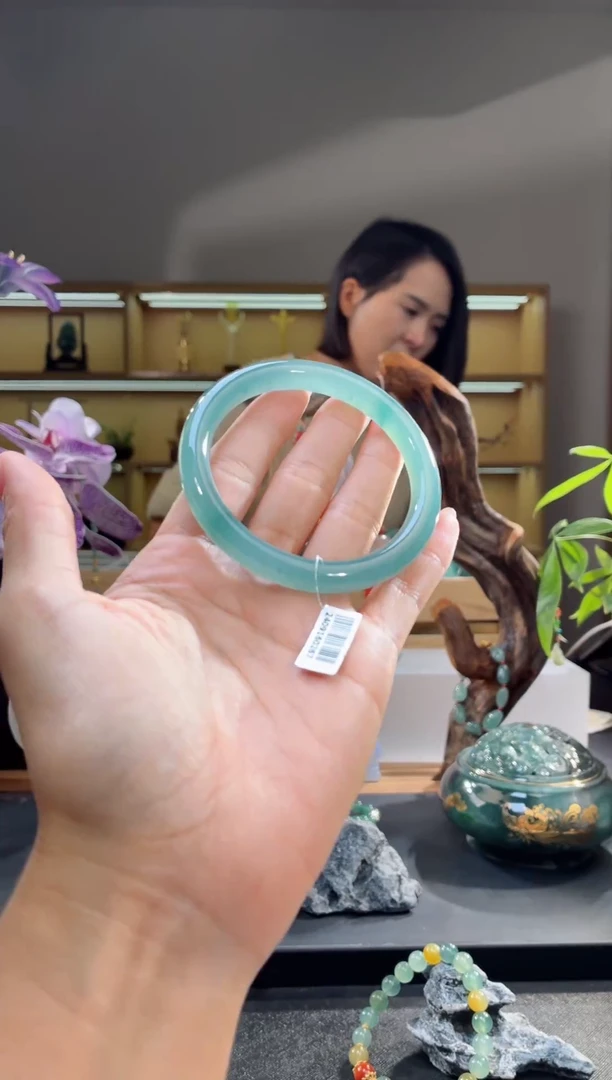 未镶嵌手镯翡翠56圈