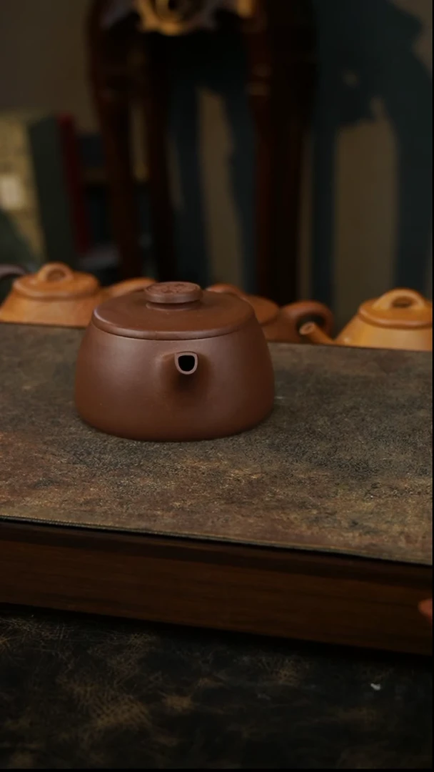 【闪购商品】紫砂壶精工半手 紫泥 160cc  锦绣汉瓦