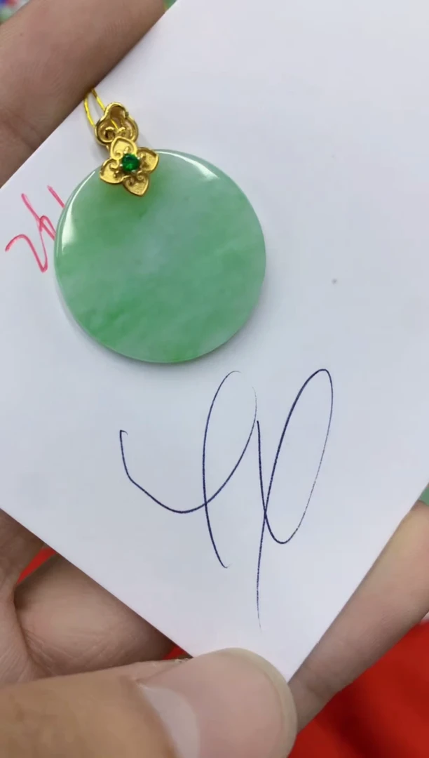 翡翠未镶嵌颈饰1111111111