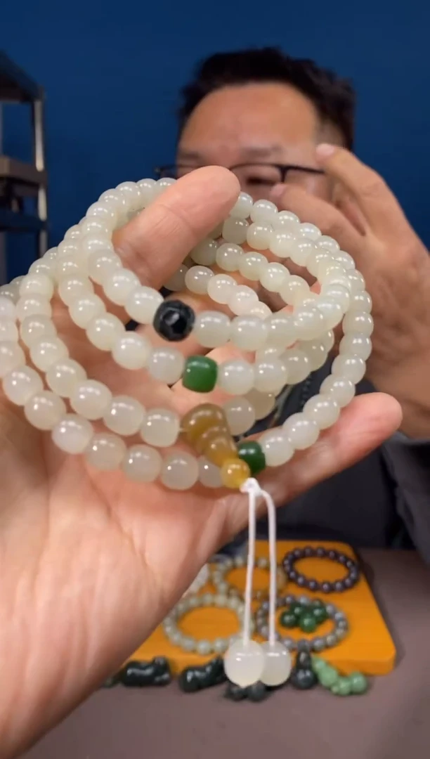 颈饰未镶嵌和田玉颜色多样性发货拍一发一