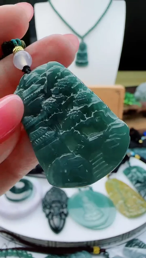 【闪购商品】翡翠颈饰未镶嵌多样性随机一件发货