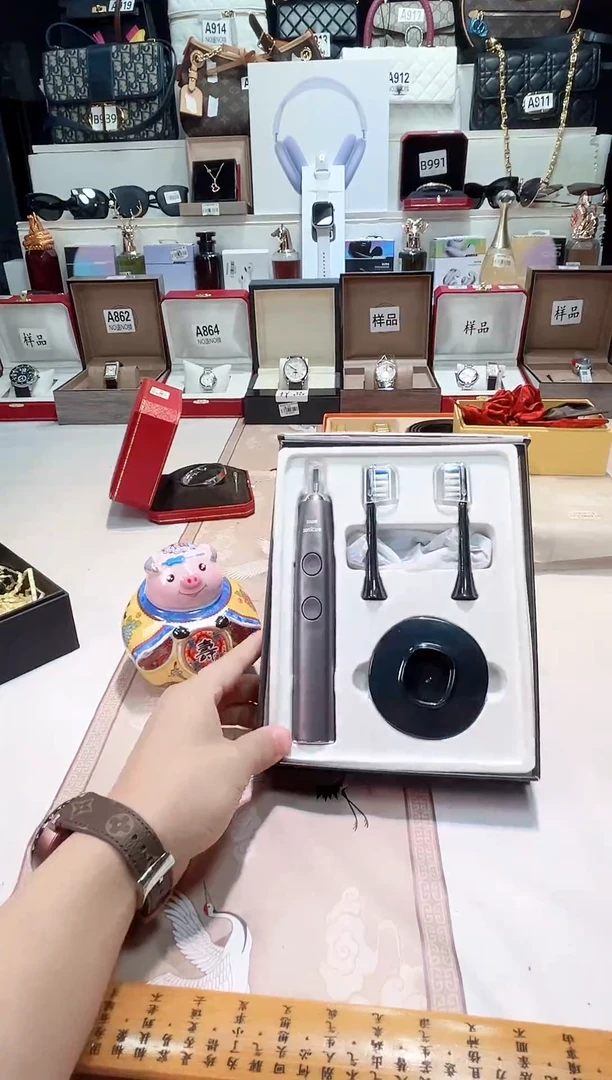 瓷片瓷器 库房到期 全部地板价@@1