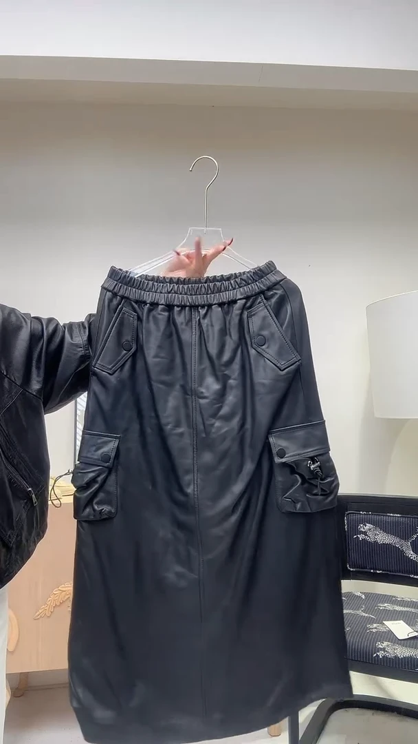 经典黑色工装羊皮群