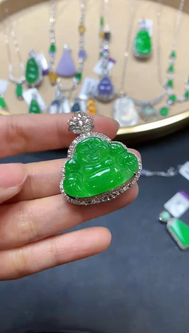 【闪购商品】翡翠吊坠(不含链)18K金镶嵌0297