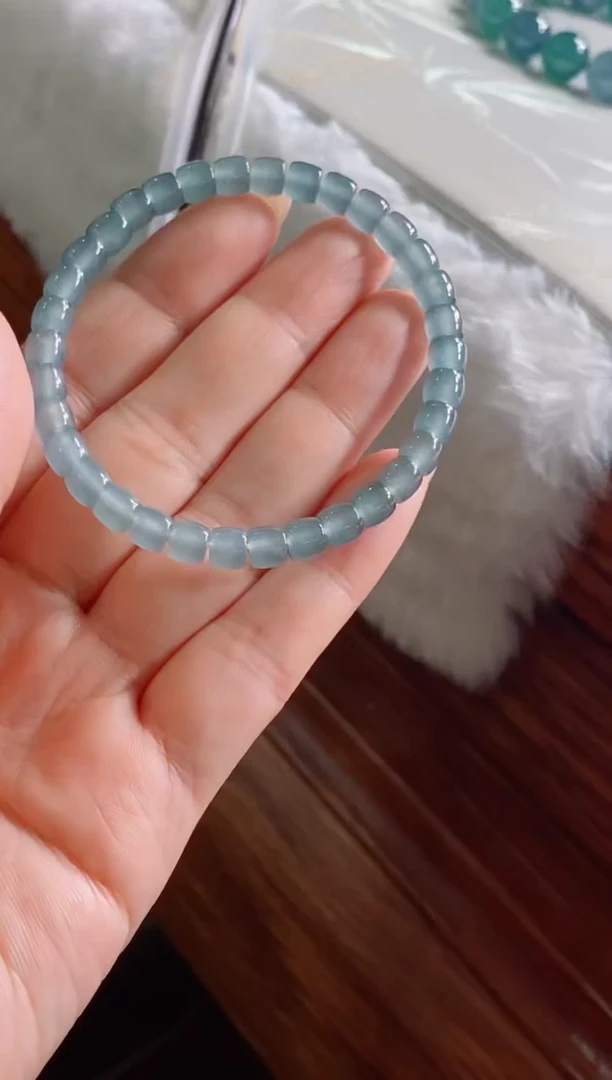 颈饰未镶嵌翡翠0433589630（卡6老型直切）