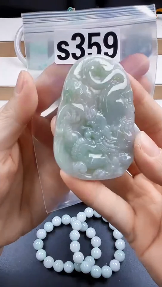 颈饰未镶嵌翡翠天然翡翠吊坠挂件