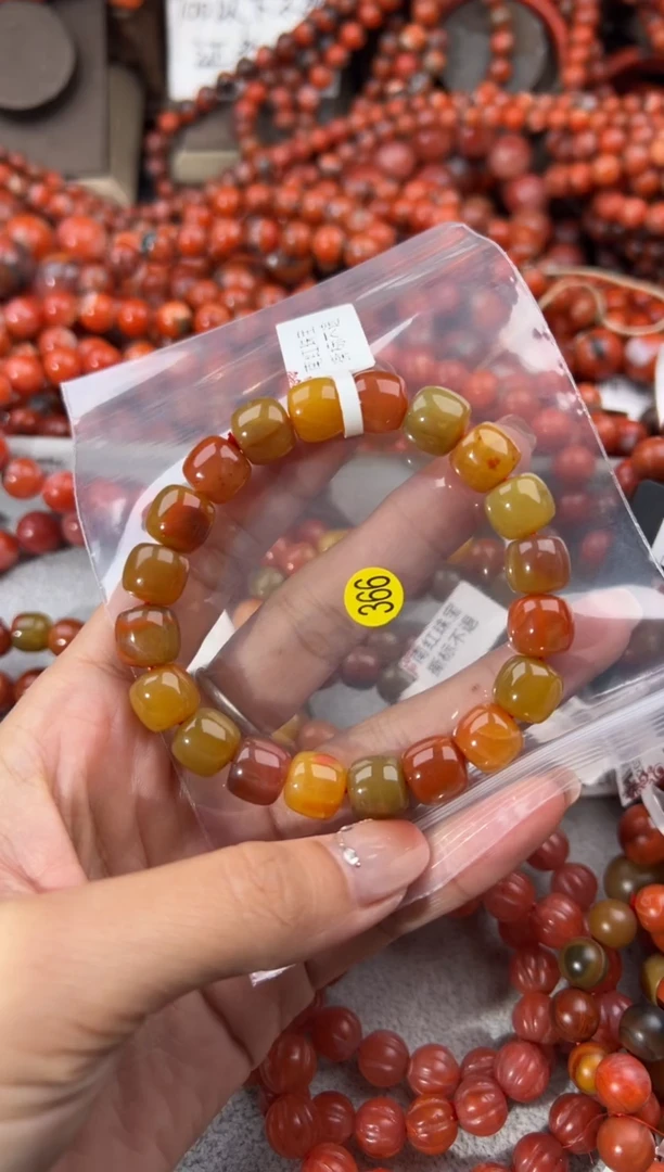 未镶嵌手串南红玛瑙10+