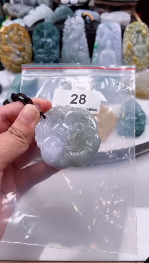 【闪购商品】翡翠颈饰未镶嵌天然缅甸A货翡翠28
