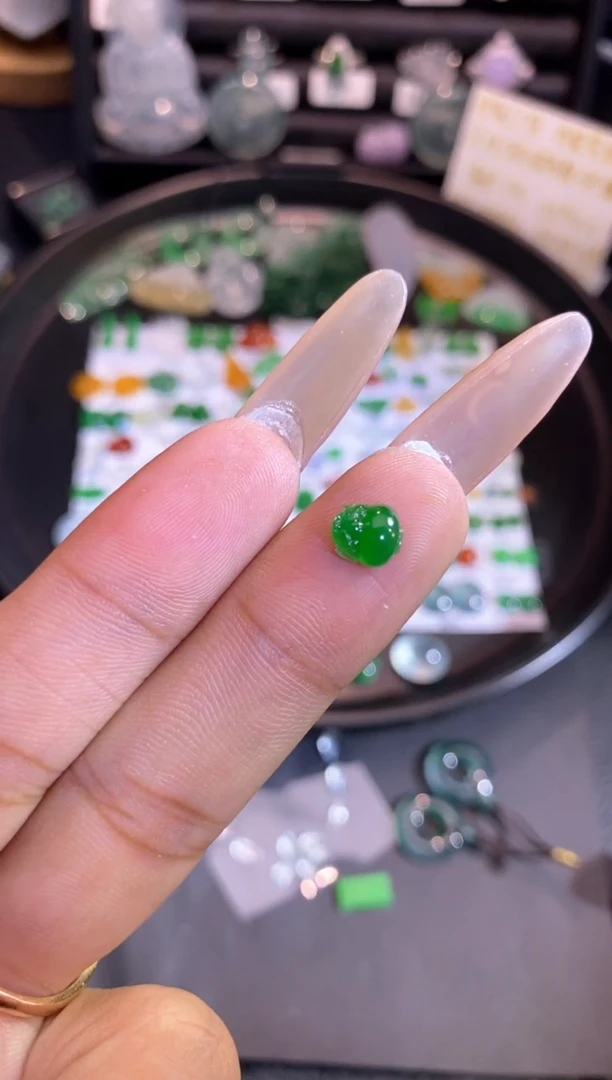【闪购商品】翡翠挂件未镶嵌金蟾