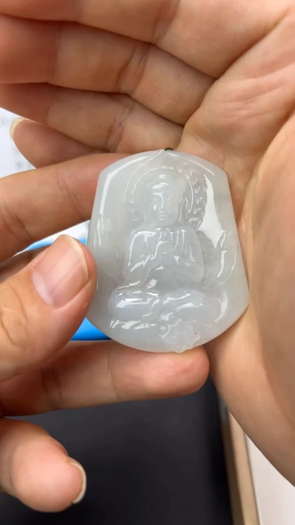 颈饰未镶嵌翡翠刘**三天然翡翠