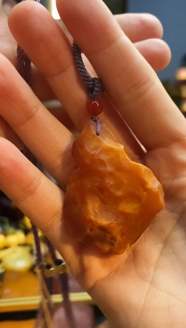 琥珀颈饰未镶嵌挂件