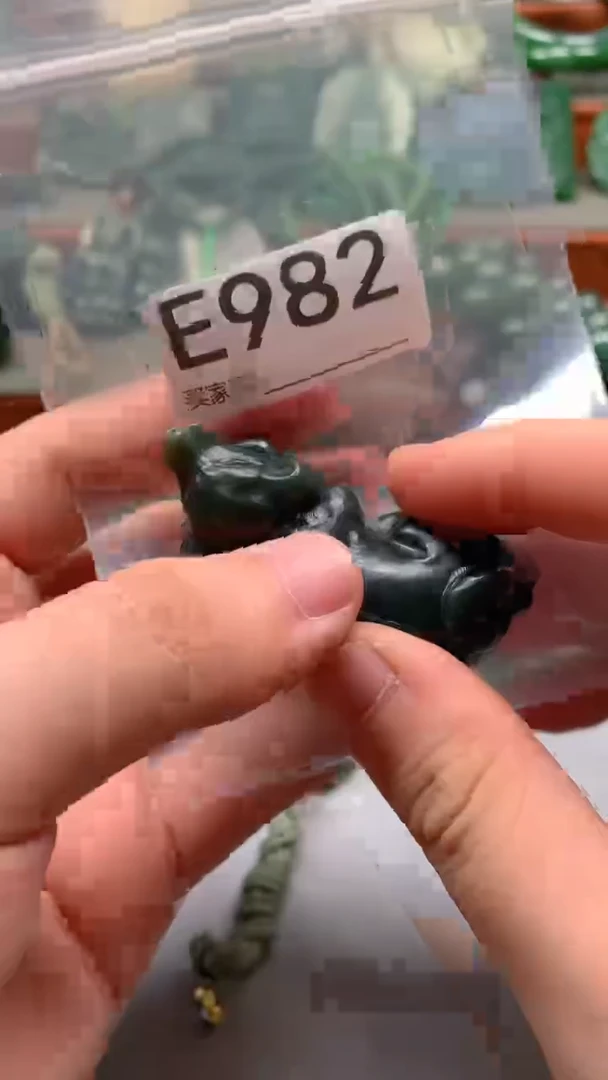 未镶嵌和田玉珠宝半成品1