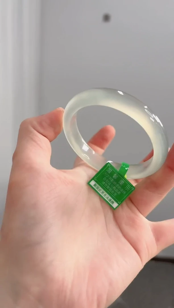 【闪购商品】玛瑙/玉髓手镯未镶嵌52圈