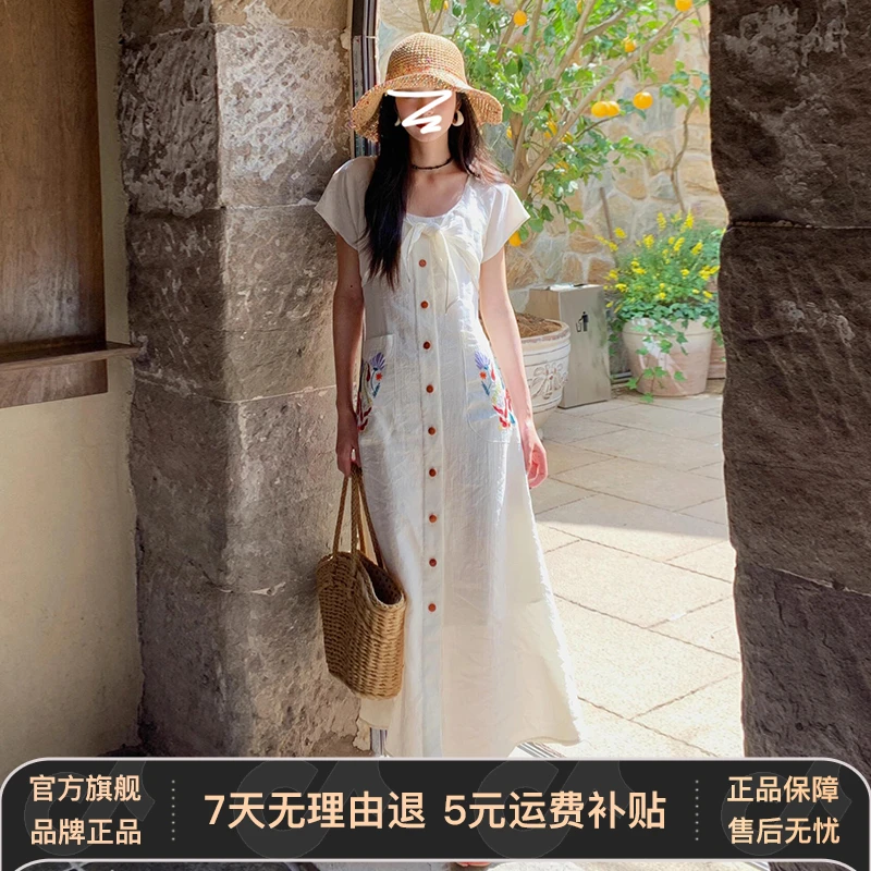 2025新款法式温柔白色短袖连衣裙子女夏季高级感气质独特收腰长裙