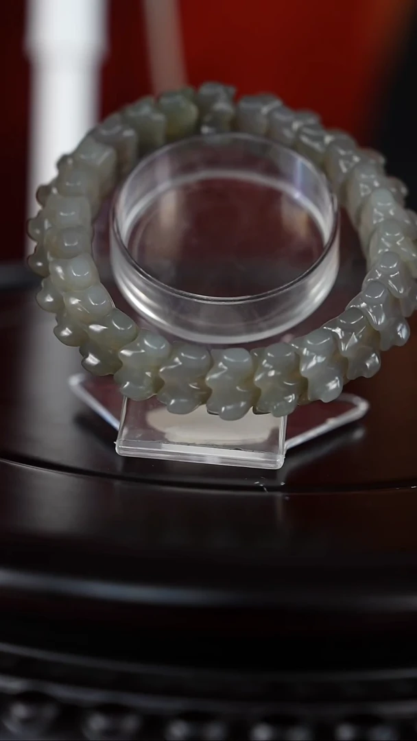 和田玉未镶嵌把件黄****e手串