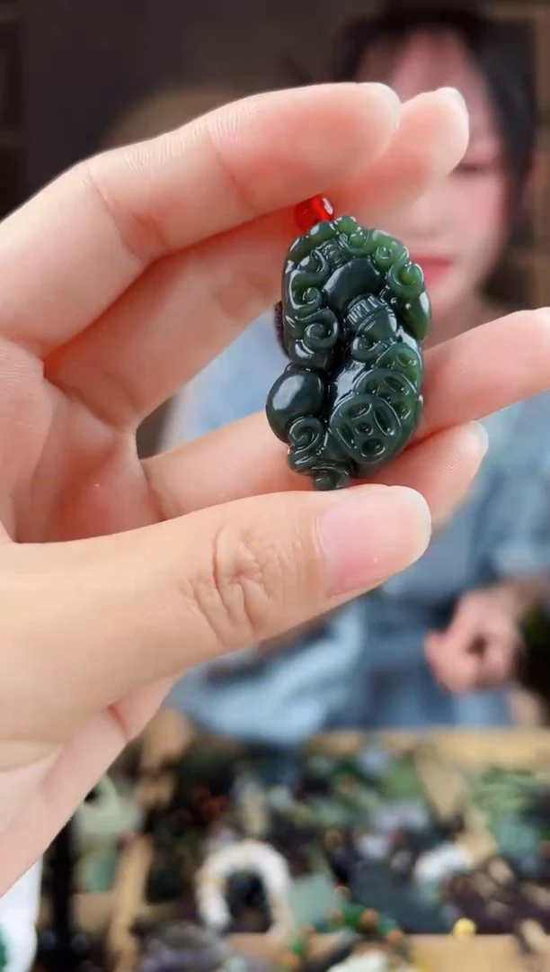 颈饰未镶嵌和田玉拍一发一，多样性发货