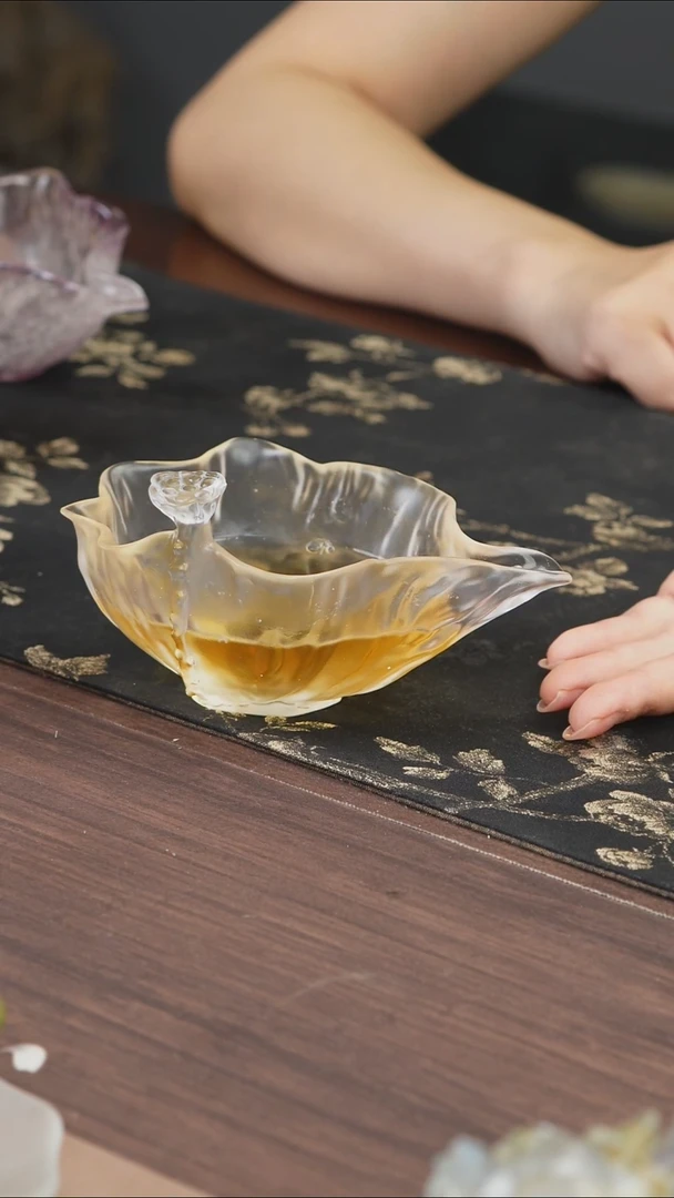 手工艺品琉璃白色荷花公道