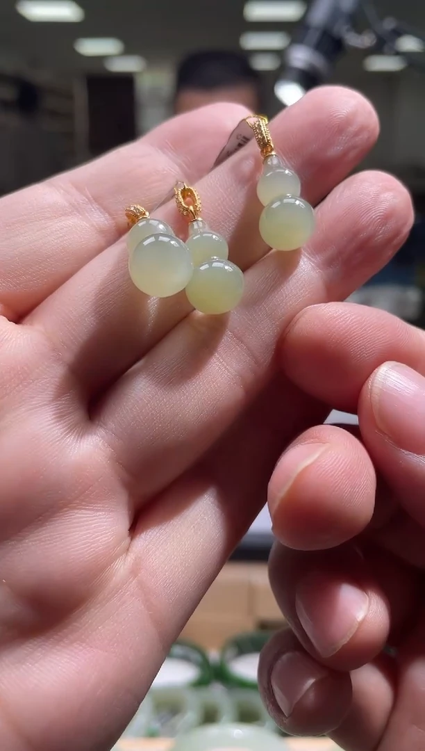 颈饰未镶嵌和田玉葫芦多样性发货其一