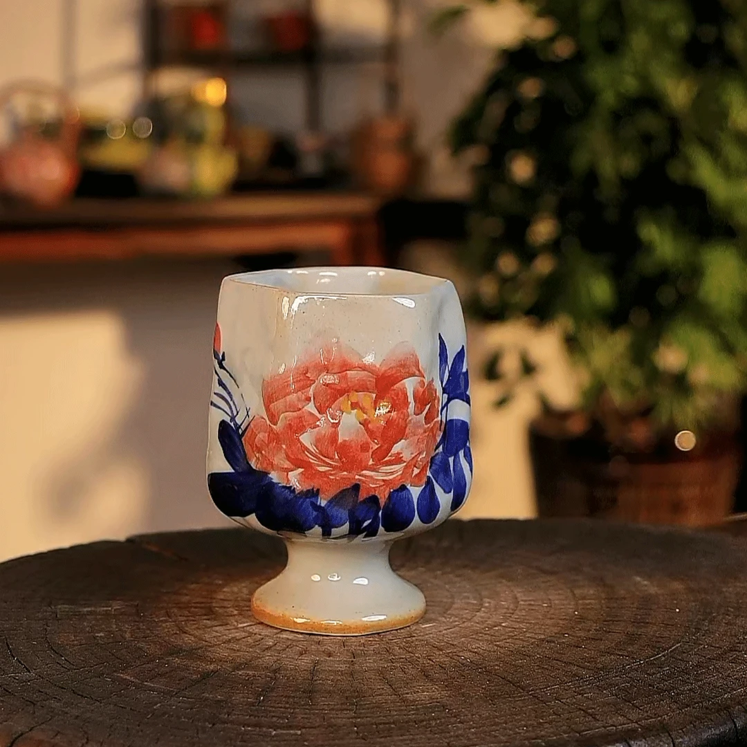 景德镇手捏手绘牡丹六方高脚杯