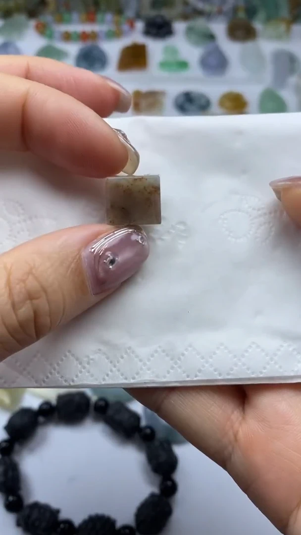 未镶嵌定制翡翠毛货定制不退不换