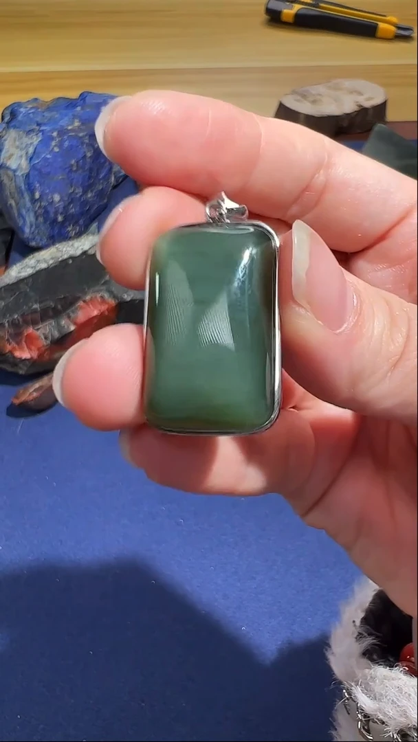 颈饰银S925镶嵌和田玉KT25111503