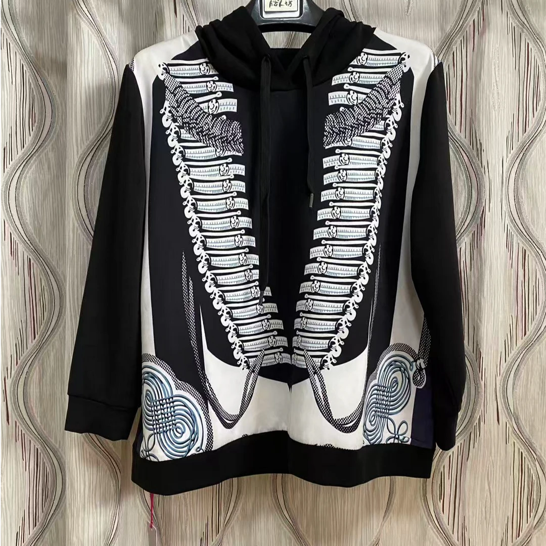 胖人坊大码女装黑白定位帽衫（孤品）3215 衣长68 124