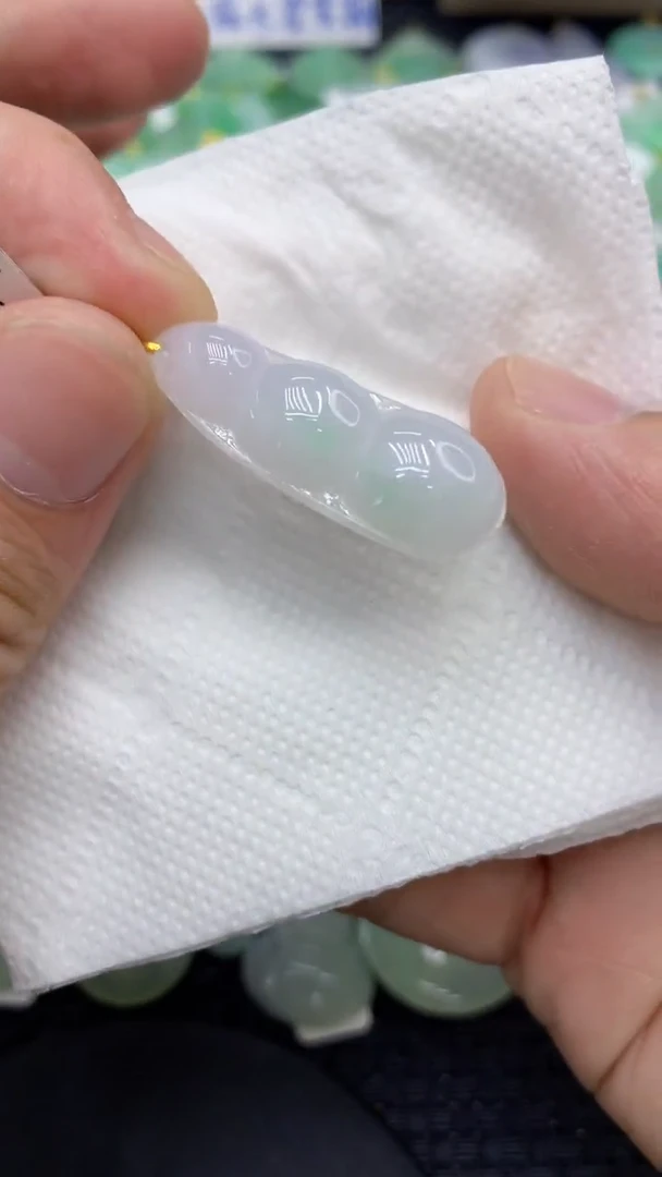 颈饰18K金镶嵌翡翠天然缅甸A货翡翠