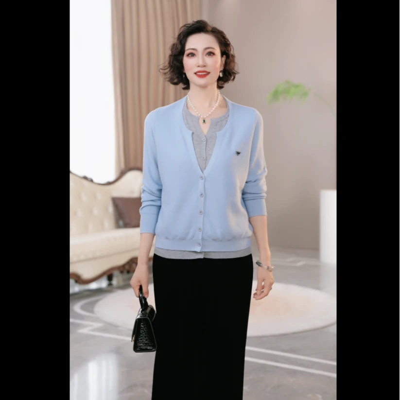 年轻妈妈秋装时尚休闲针织衫2025新款洋气质毛衣中老年女装上衣服