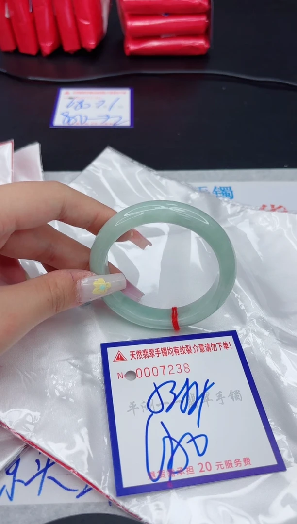翡翠手镯未镶嵌1111111111