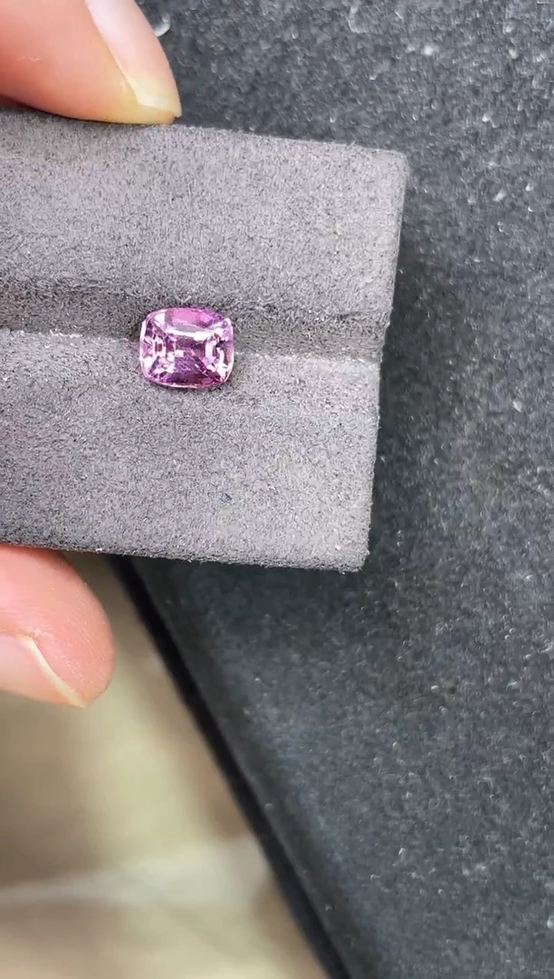 未镶嵌定制定制石榴石1.85克拉天然吉尔德