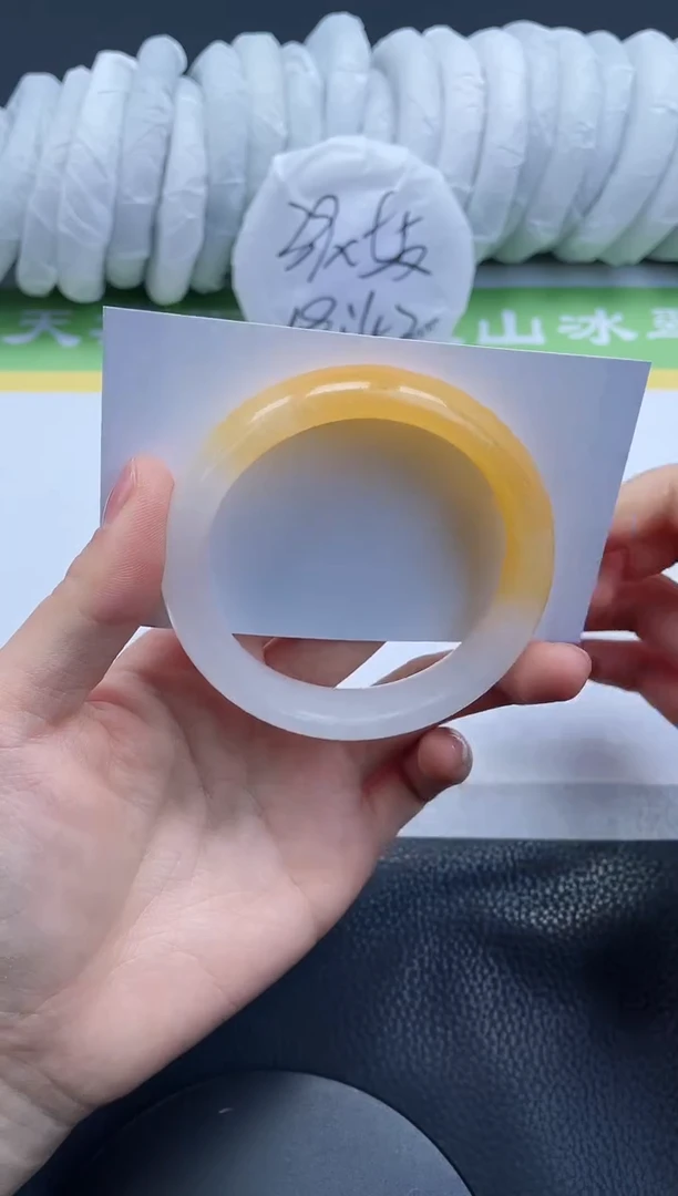 【闪购商品】石英质玉手镯未镶嵌A23-56+