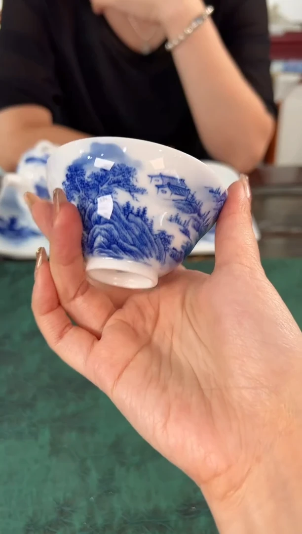 吴小琴
