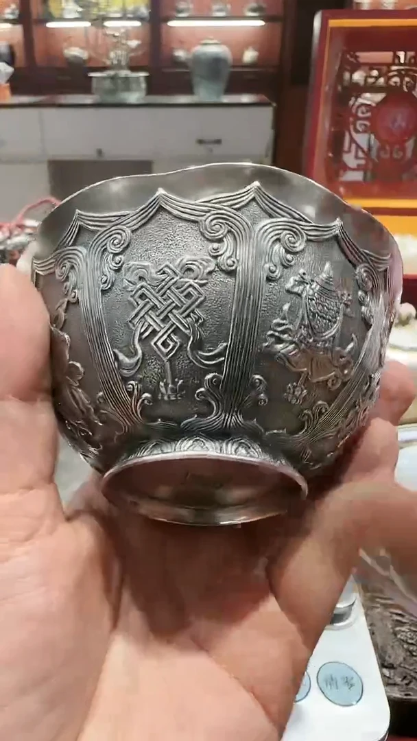 足银999精工手工花瓣八宝熏色银碗